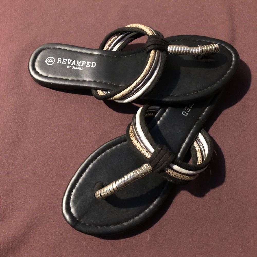 Sirens flip flops